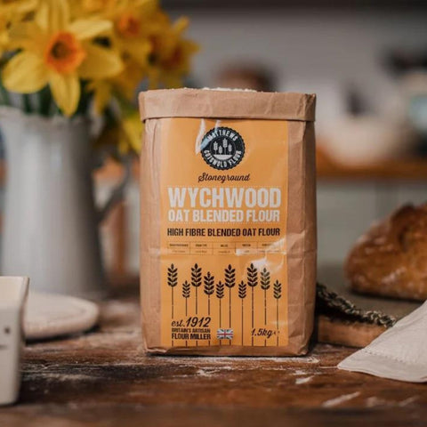 Matthews Wychwood Oat Blended Flour in a kitchen setting