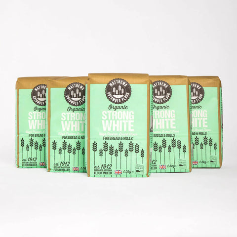Matthews Cotswold Organic Strong White Flour 5x1.5kg