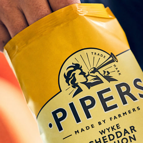 Pipers Crisps Wyke Cheddar and Onion 40g