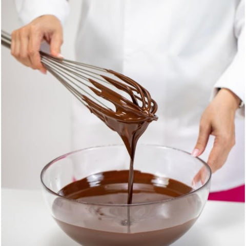 Callebaut 823 Finest Belgian Milk Chocolate Couverture Callets 33.6% Cocoa 2.5kg